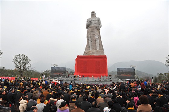 36米高大型人物雕塑 茶祖立像落户湖南株洲