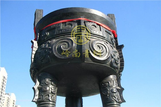 天津市京津快线迎奥运《盛世宝鼎》大型青铜鼎定制工程 天津市京津快线迎奥运《盛世宝鼎》大型青铜鼎定制工程