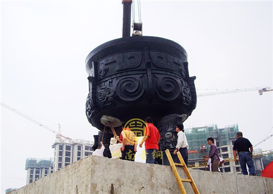 天津市京津快线迎奥运《盛世宝鼎》大型青铜鼎定制工程 天津市京津快线迎奥运《盛世宝鼎》大型青铜鼎定制工程