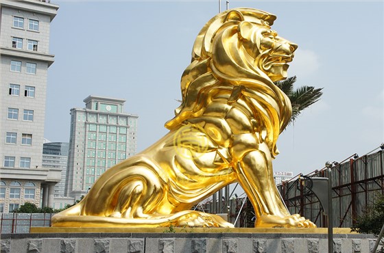 广西南宁国际金融中心金色铜狮子工程