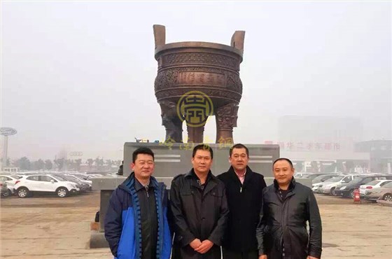 山东润华集团3.88米《百年润华》大型青铜鼎定制工程