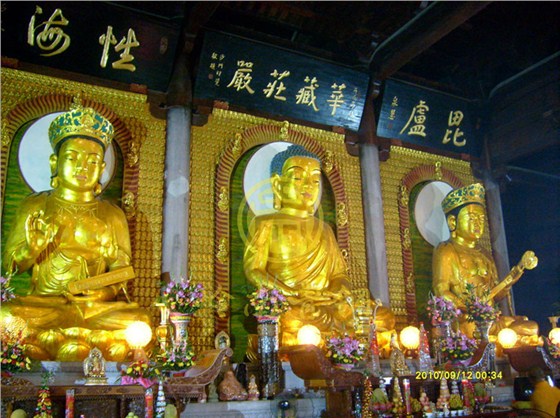 广州花都华严寺高5米《华严三圣》铜佛像雕塑工程