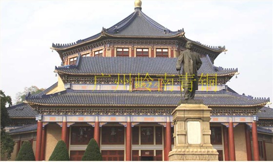 孙中山铜像