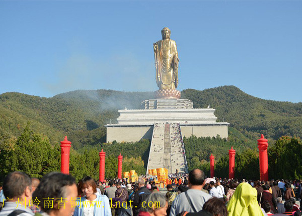 世界上最高的铜佛像——中国中原大佛