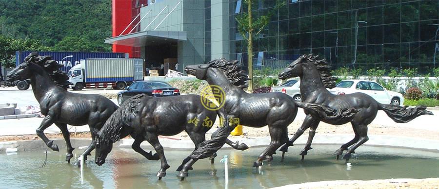 广东中山《野马》房地产雕塑动物雕塑工程