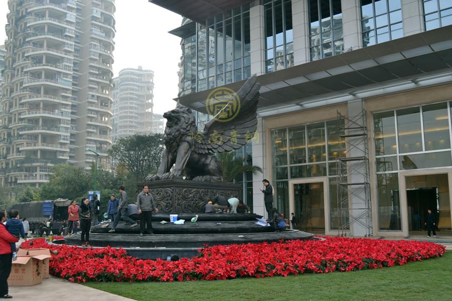 成都国际广场高6米铜狮子工程