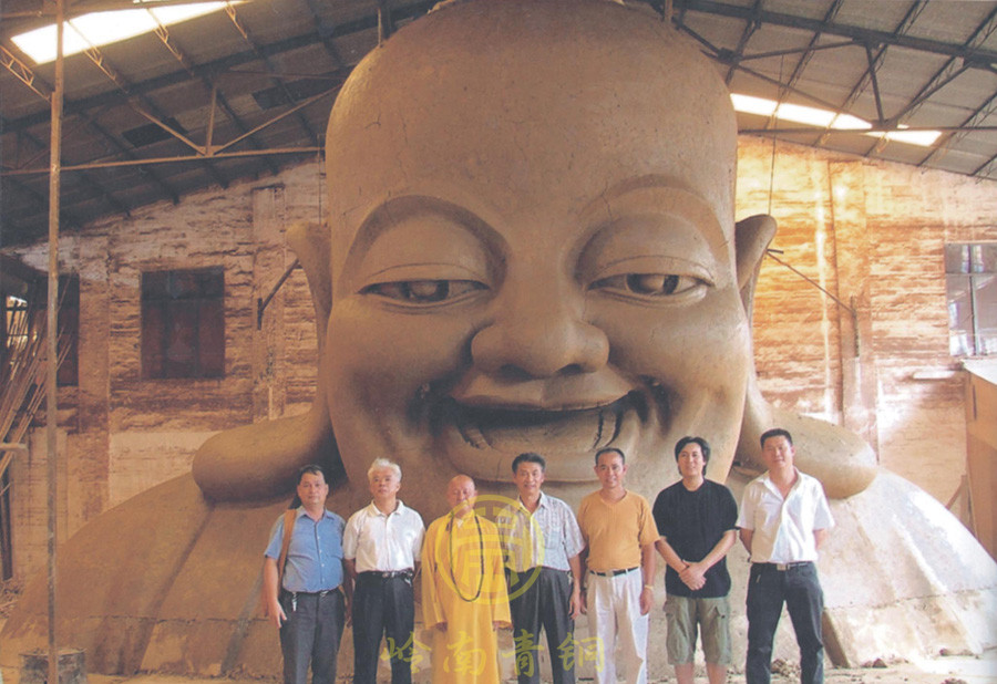 福建龙岩弥勒佛