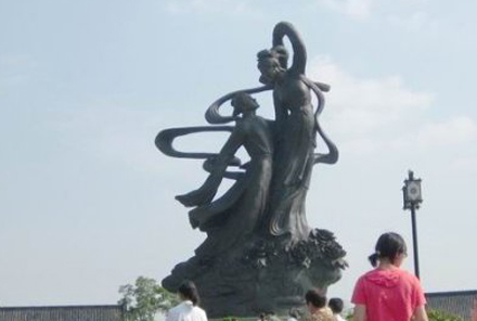 江西《梦园》大型城市雕塑（16米）